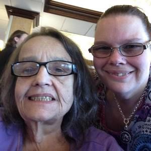 Meet your Posher, Lori